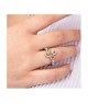 Anello con motivo floreale definito da zirconi e fiore centrale peach mod. xan224t [2c0e277d]